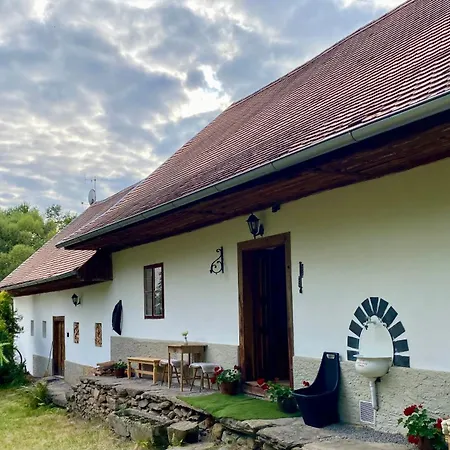 Holiday home Stylove Romanticka Venkovska Mlynske Struhadlo
